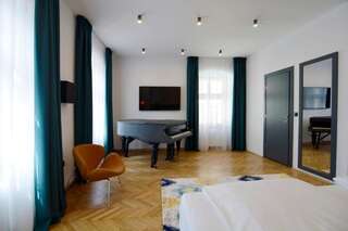 Отели типа «постель и завтрак» Kleines Hotel Сибиу Номер Делюкс-8