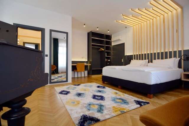 Отели типа «постель и завтрак» Kleines Hotel Сибиу-14